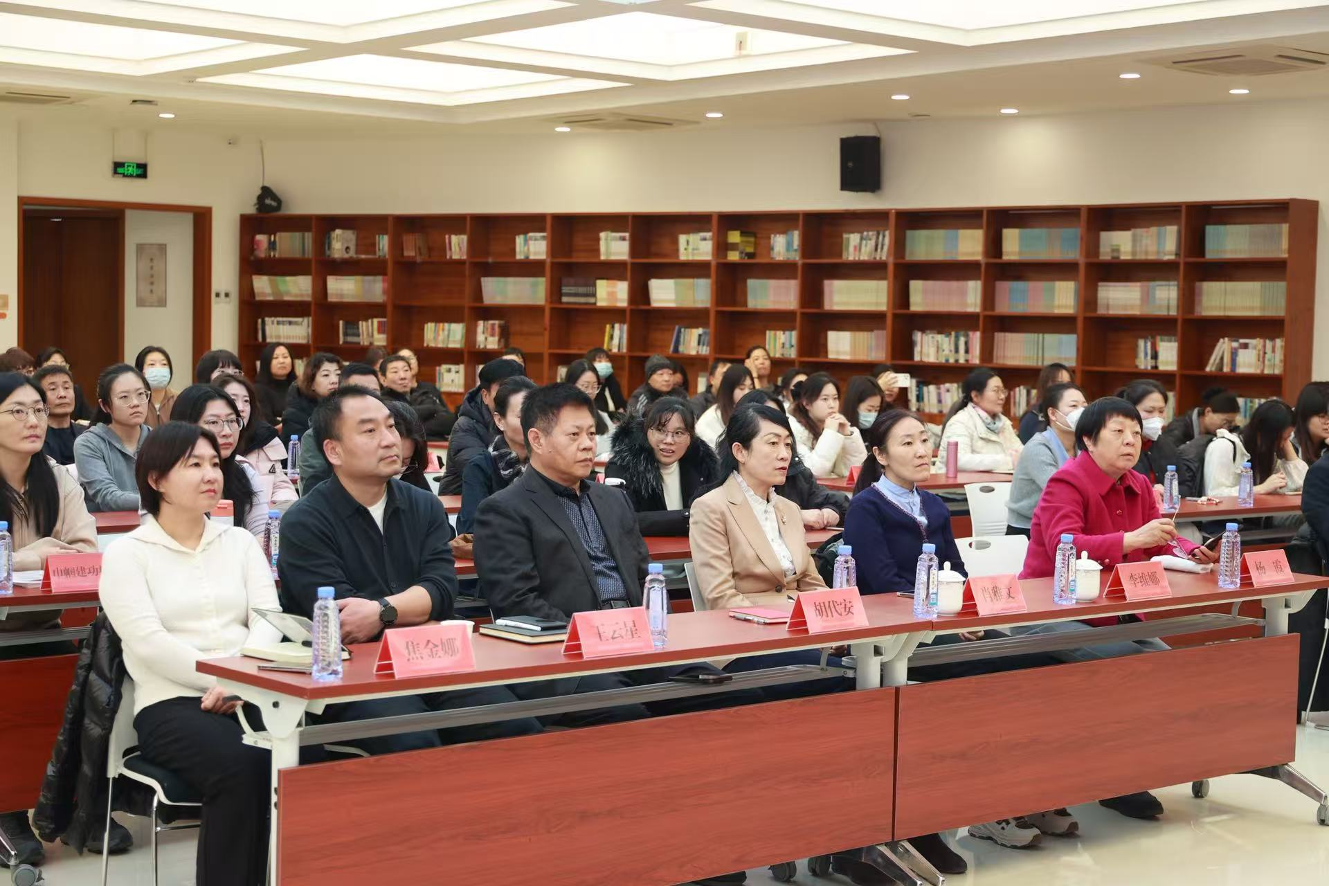 20251204152236_40059